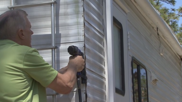 How to Reseal RV Corner Molding – RV 101® – RV Education 101®